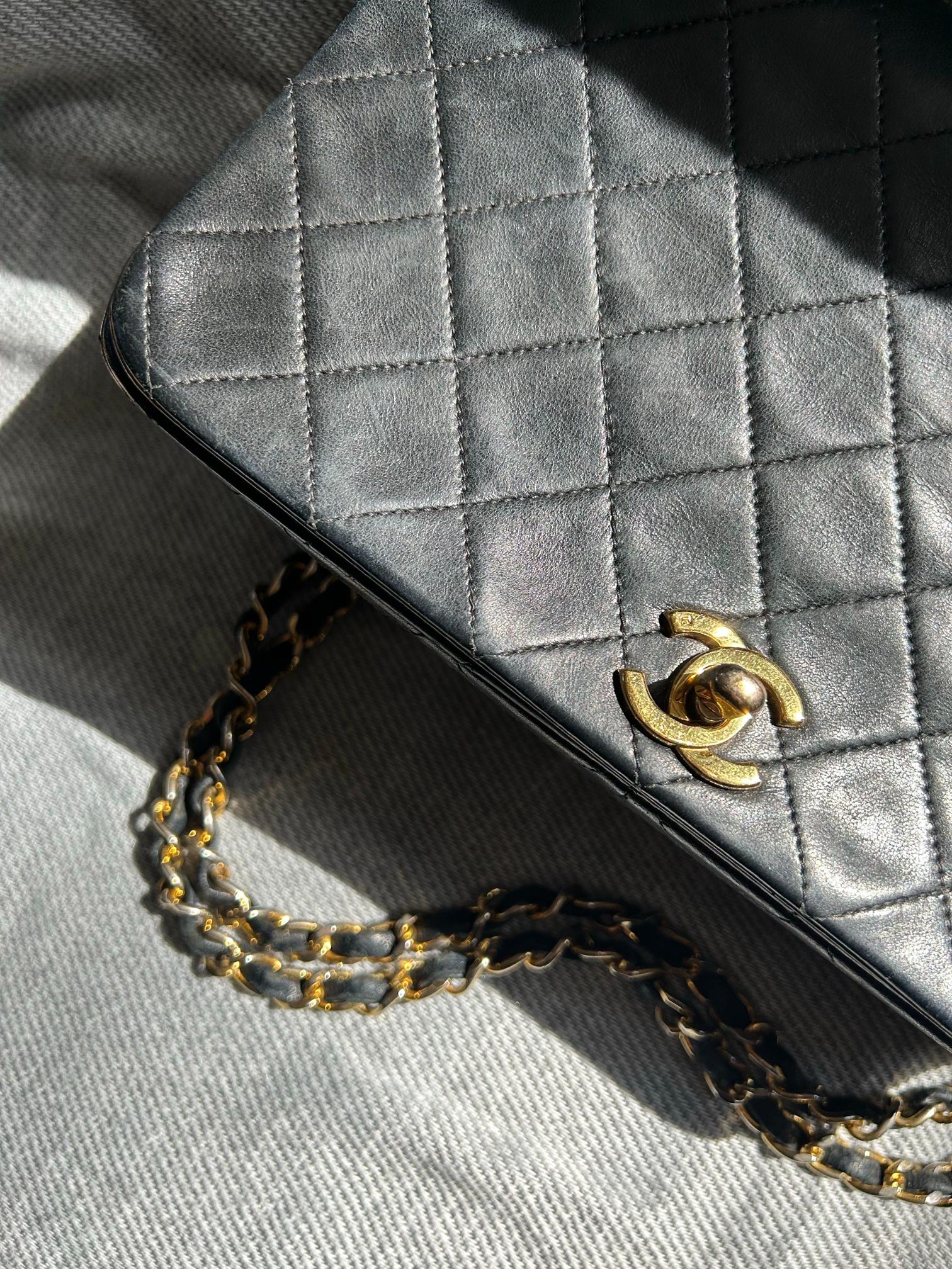 Chanel 55 – ulubiona torebka coco chanel i symbol statusu w hollywood